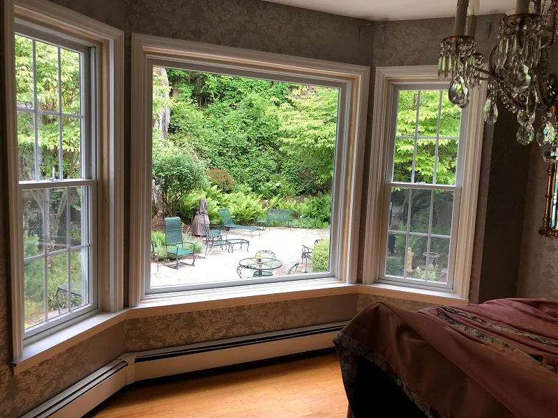 Beautiful Andersen 400 Series windows looking out to the backyard